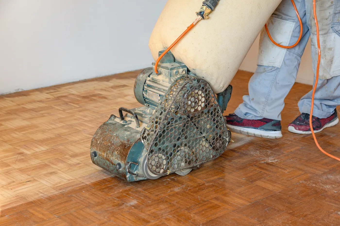 Restauración de pisos flotantes en Bogotá
